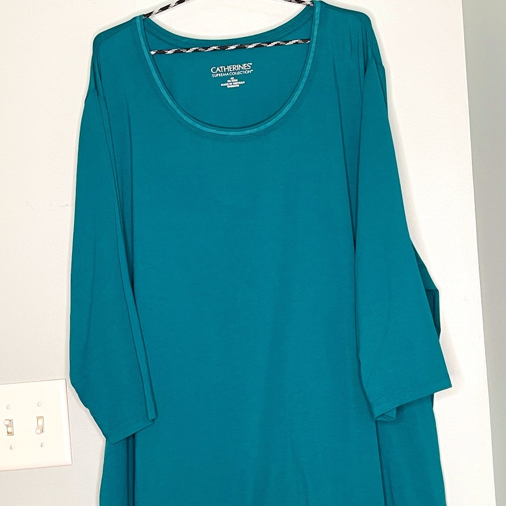Teal knit 3/4 sleeve teal top